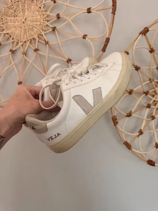 Veja Campo Sneaker Women US 6 EU 37 Extra White Natural Suede Chrome Free Leathe - Picture 1 of 8